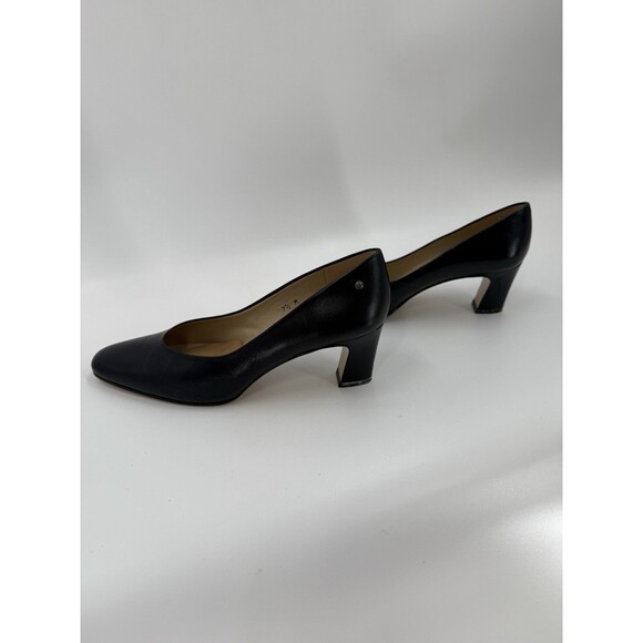 Etienne Aigner Classic Taylor Navy Blue Leather Pumps Women's Size 7.5 M Spain - Picture 9 of 12